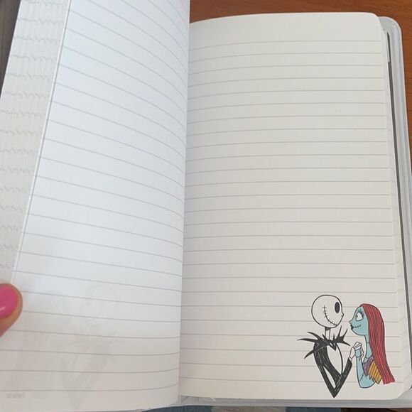 NWT NIGHTMARE BEFORE CHRISTMAS JOURNAL - Picture 4 of 4